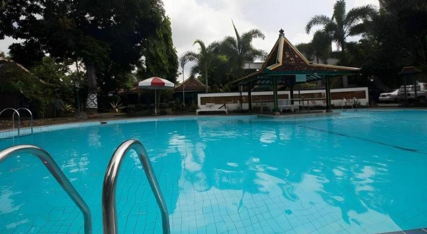 Hotel Batik Yogyakarta Kültér fotó