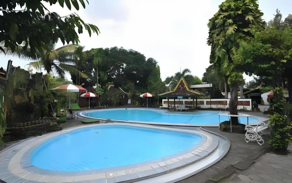 Hotel Batik Yogyakarta Kültér fotó